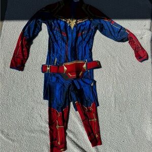 Captain marvel size small